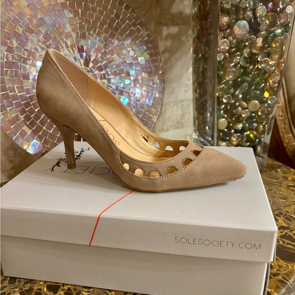 Sole Society Sz 7 Coralie Light Camel Kid Suede Brand New in Original Box